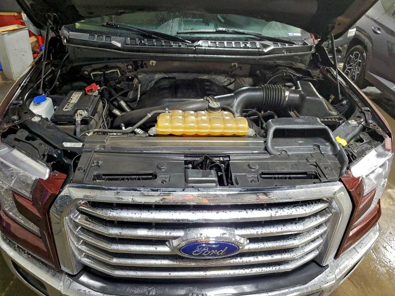 Фото 11 - FORD F-150