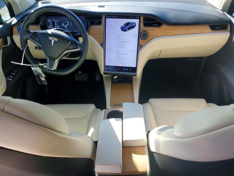 Фото 8 - TESLA MODEL X