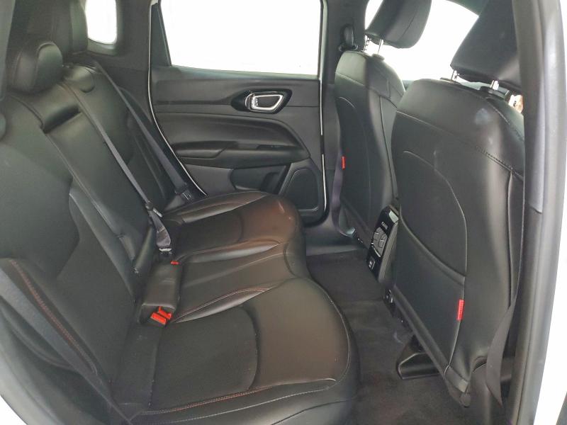 Фото 11 - JEEP COMPASS