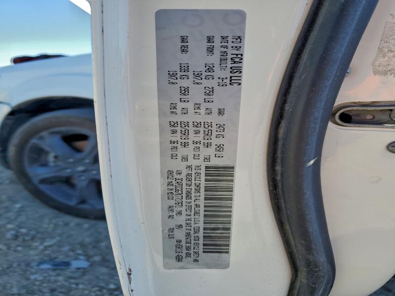 Фото 13 - DODGE JOURNEY