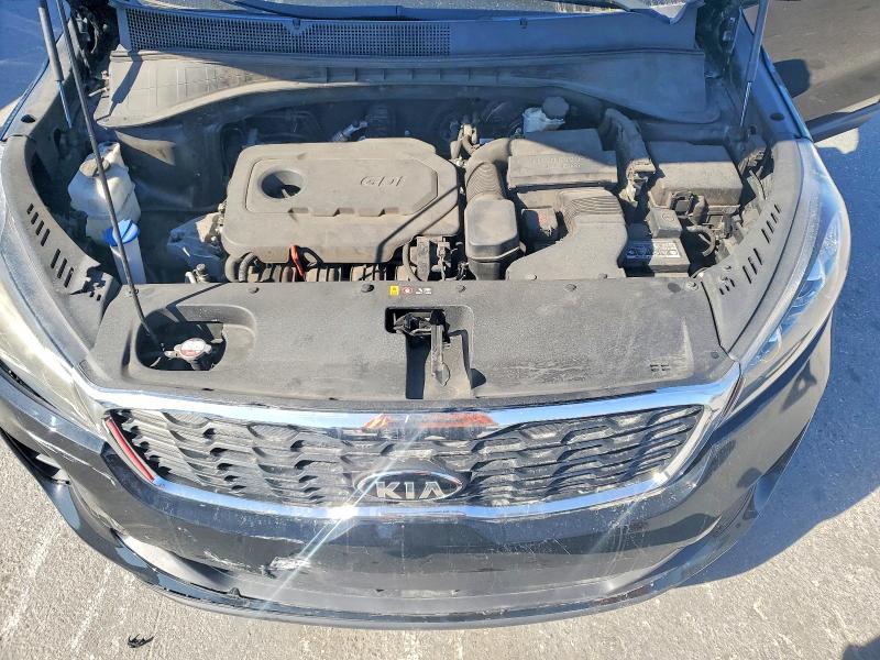 Фото 12 - KIA SORENTO