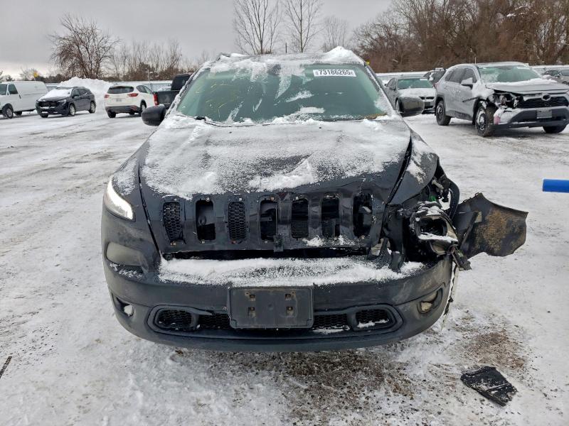 Фото 5 - JEEP GRAND CHER