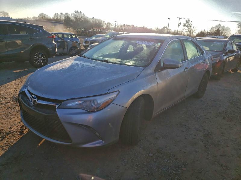 Фото 1 - TOYOTA CAMRY