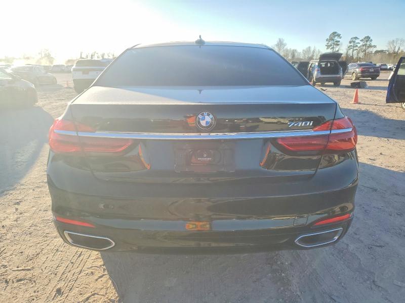 Фото 6 - BMW 7 SERIES