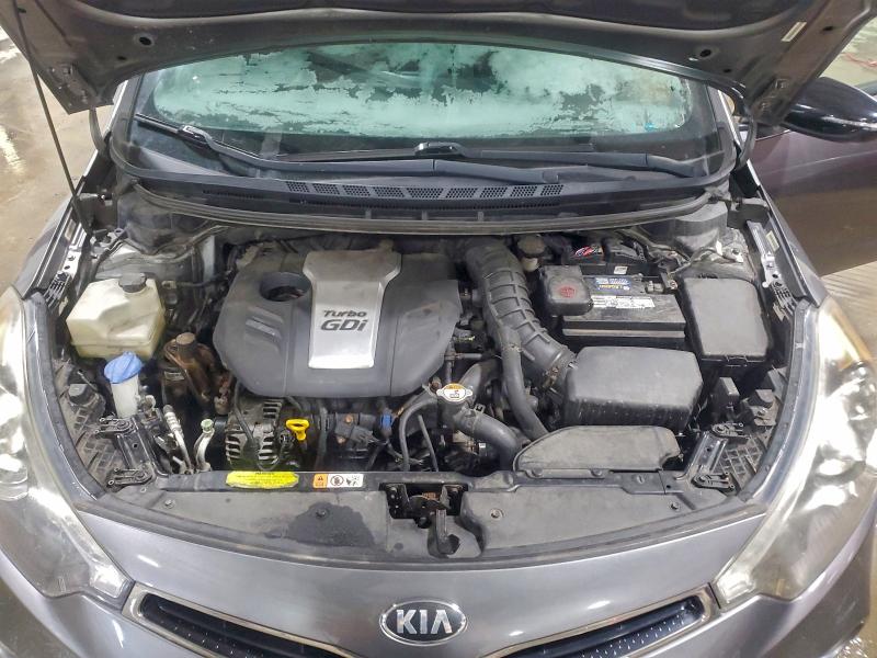 Фото 11 - KIA FORTE