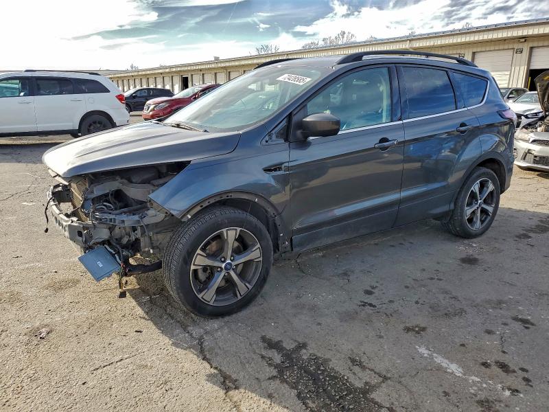 Фото 1 - FORD ESCAPE