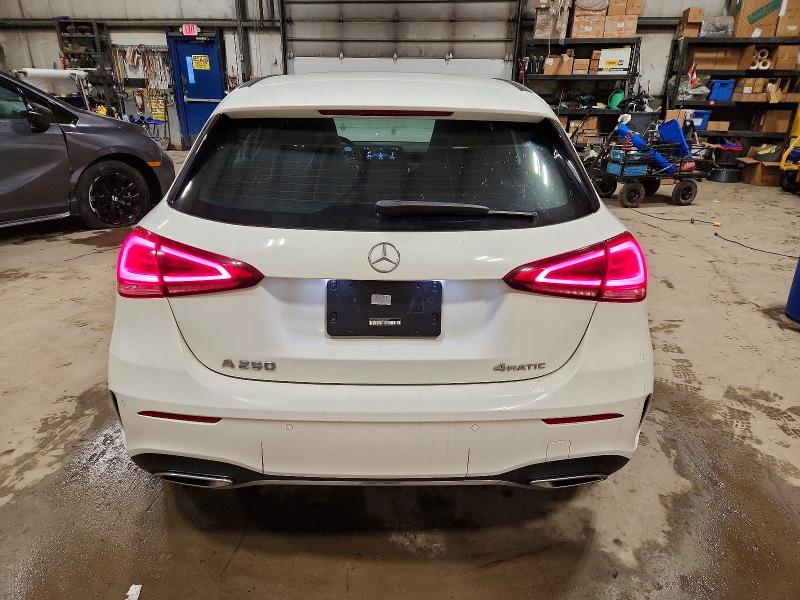 Фото 6 - MERCEDES-BENZ A-CLASS