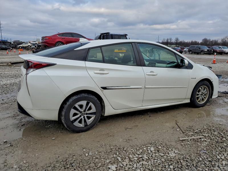 Фото 3 - TOYOTA PRIUS