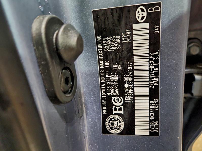 Фото 13 - TOYOTA COROLLA