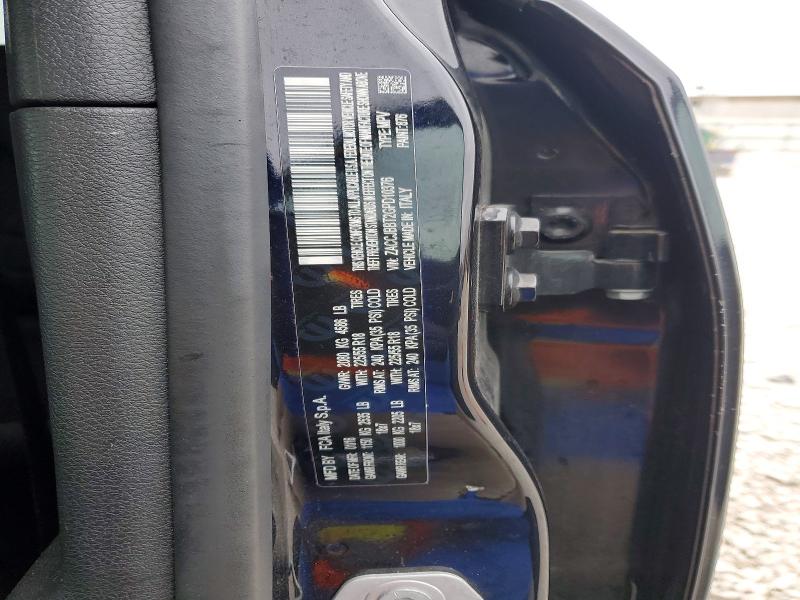 Фото 12 - JEEP RENEGADE