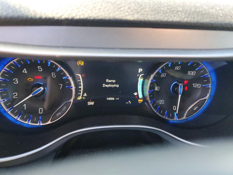 Фото 9 - CHRYSLER PACIFICA