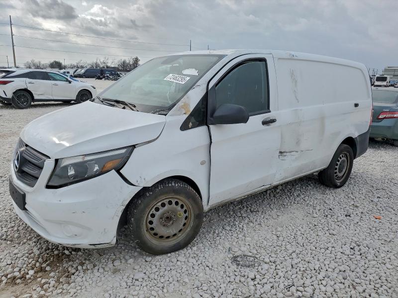 Фото 1 - MERCEDES-BENZ METRIS