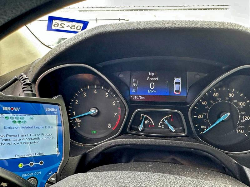 Фото 11 - FORD FOCUS