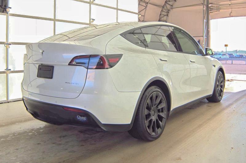 Фото 4 - TESLA MODEL Y