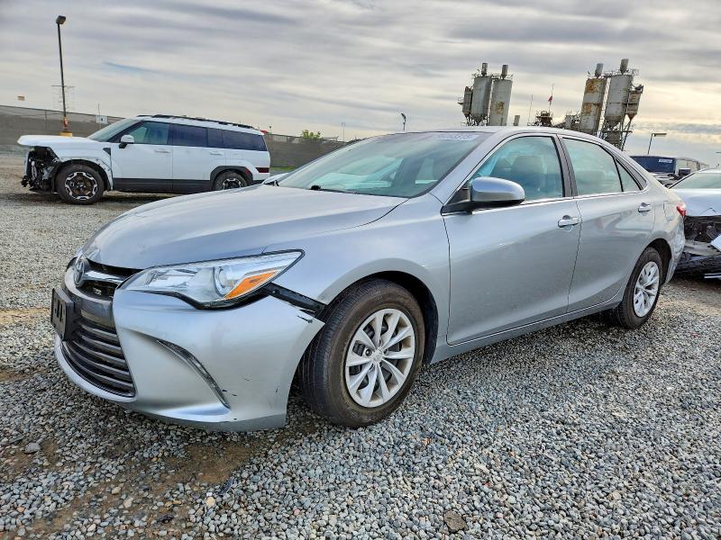 Фото 1 - TOYOTA CAMRY