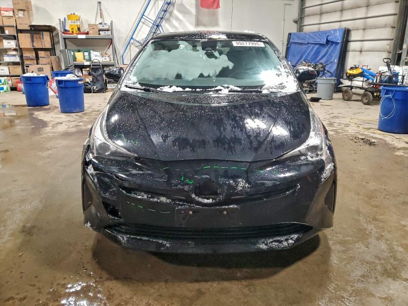 Фото 5 - TOYOTA PRIUS