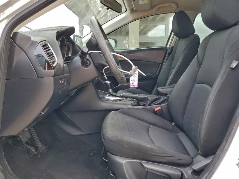 Фото 7 - MAZDA 3