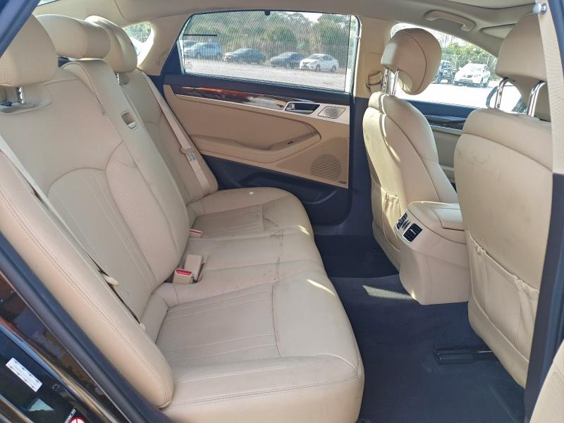 Фото 10 - HYUNDAI GENESIS