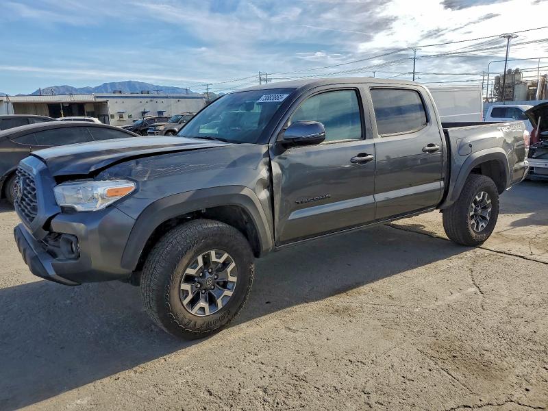 Фото 1 - TOYOTA TACOMA