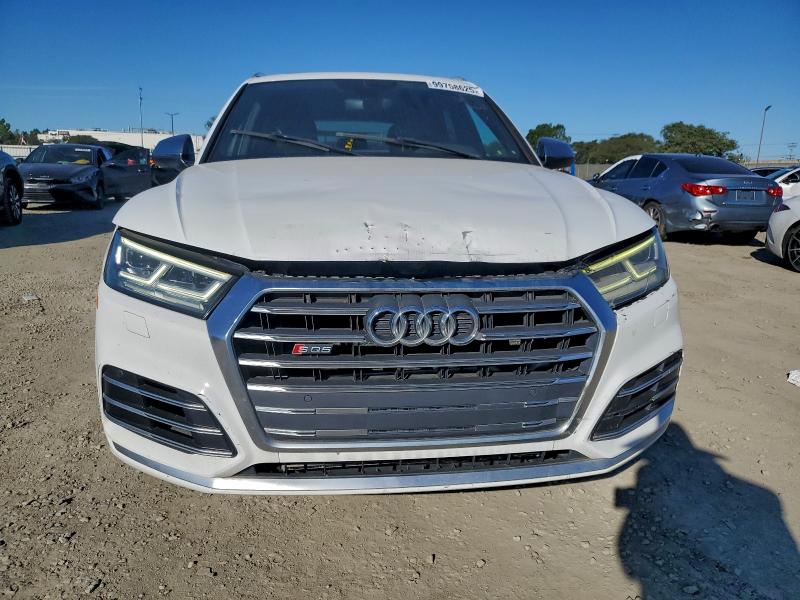 Фото 5 - AUDI SQ5