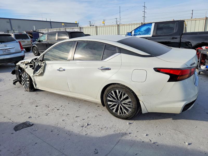 Фото 2 - NISSAN ALTIMA