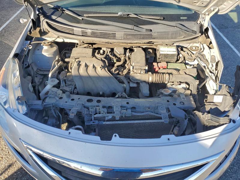 Фото 11 - NISSAN VERSA