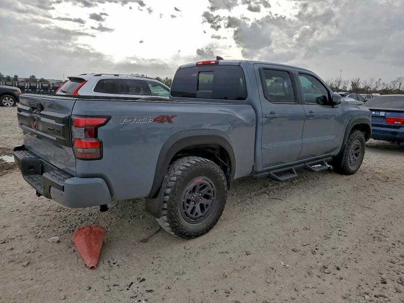 Фото 3 - NISSAN FRONTIER