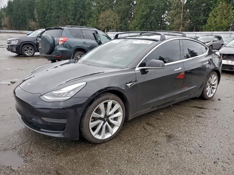 Фото 1 - TESLA MODEL 3