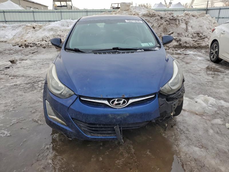 Фото 5 - HYUNDAI ELANTRA