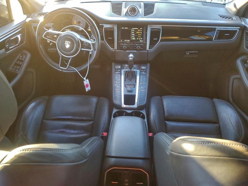 Фото 8 - PORSCHE MACAN