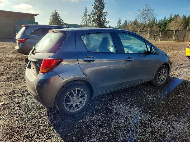 Фото 3 - TOYOTA YARIS