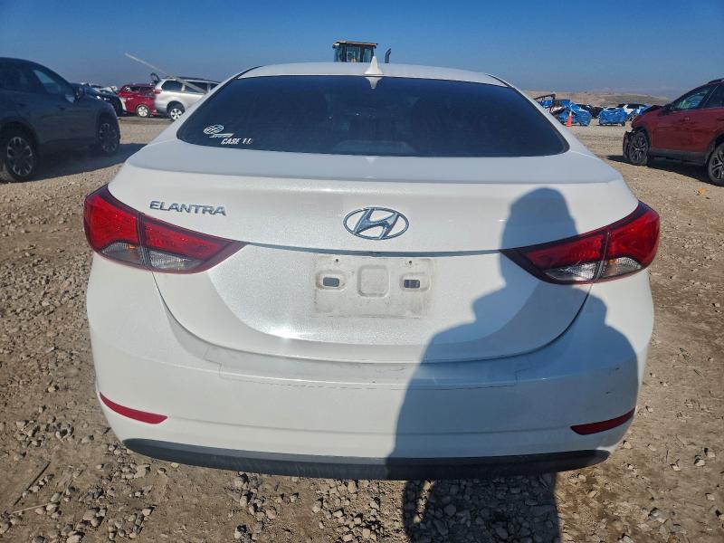 Фото 6 - HYUNDAI ELANTRA