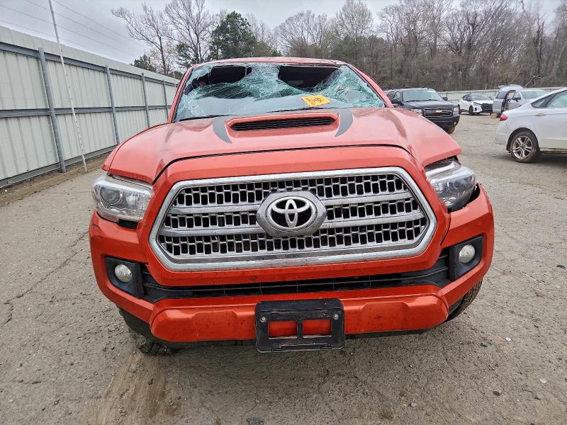 Фото 5 - TOYOTA TACOMA