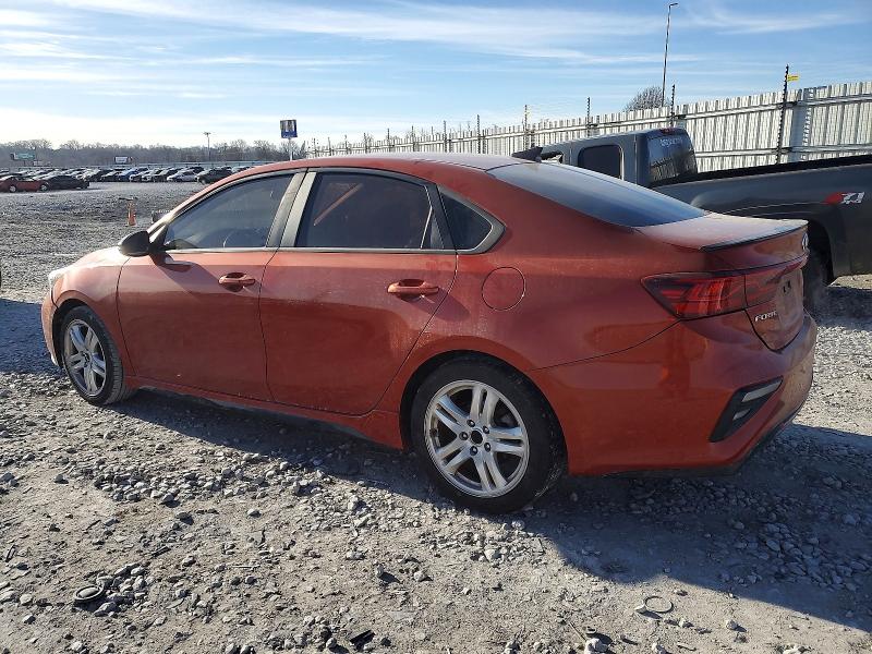 Фото 2 - KIA FORTE