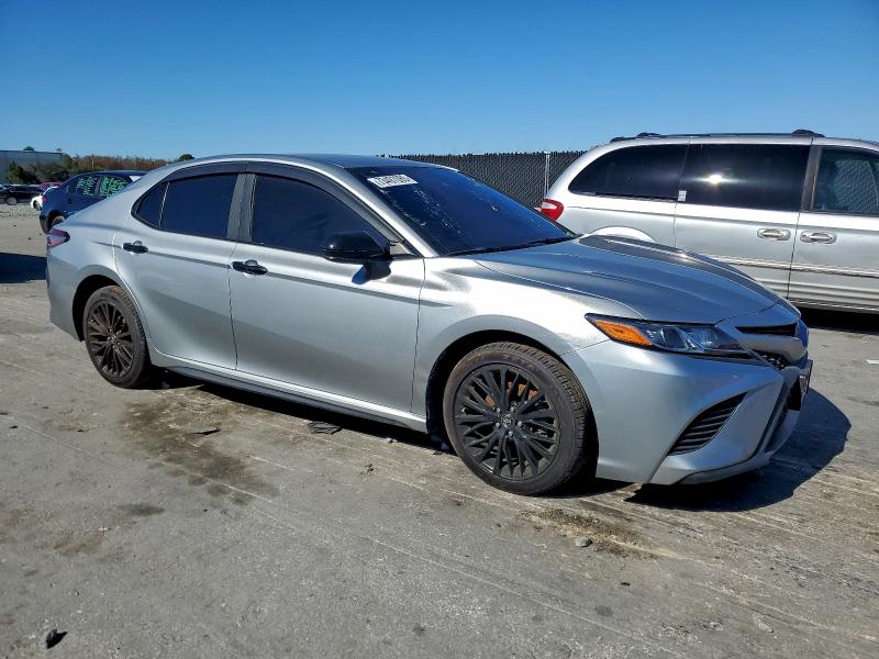 Фото 4 - TOYOTA CAMRY