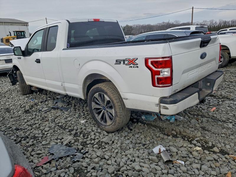 Фото 2 - FORD F-150