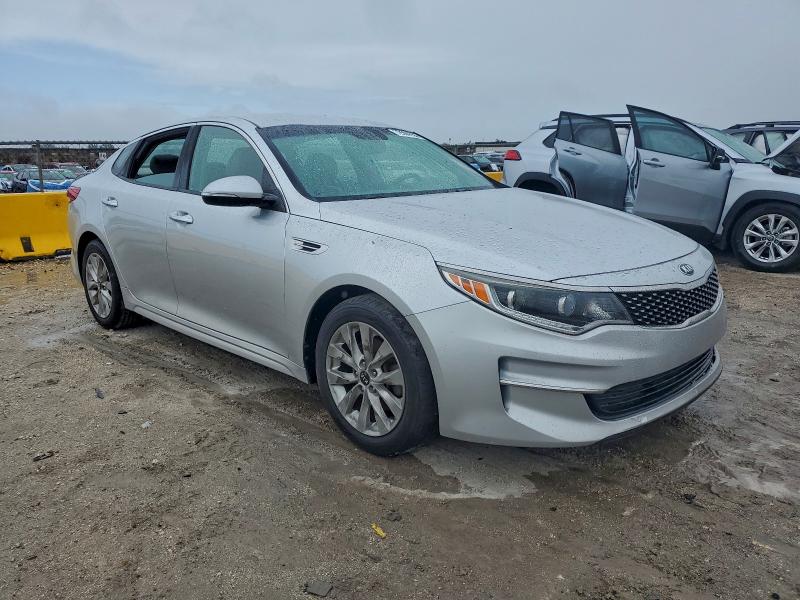 Фото 4 - KIA OPTIMA