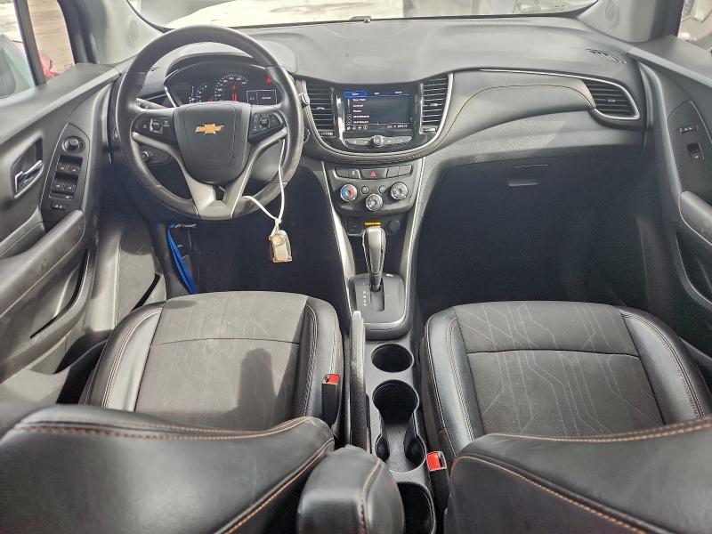 Фото 8 - CHEVROLET TRAX