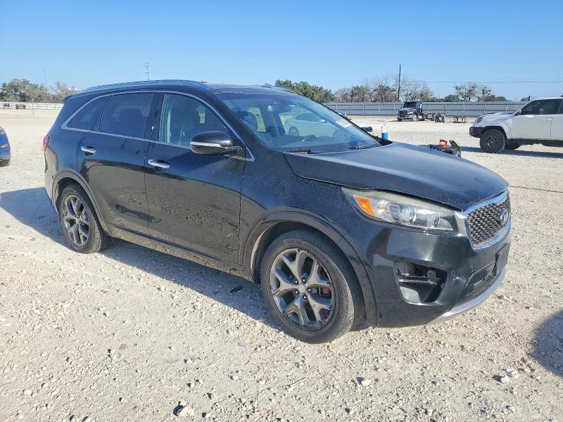 Фото 4 - KIA SORENTO