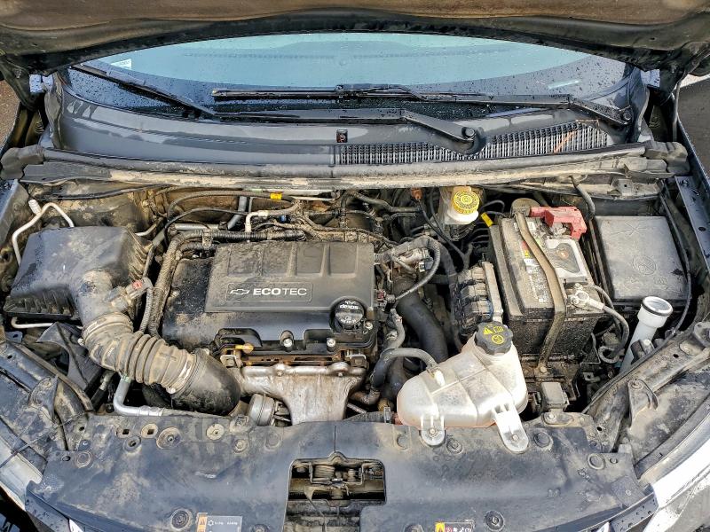 Фото 11 - CHEVROLET SONIC