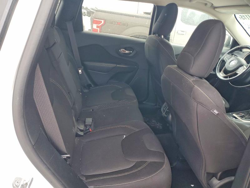 Фото 10 - JEEP GRAND CHER