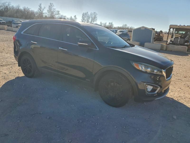 Фото 4 - KIA SORENTO