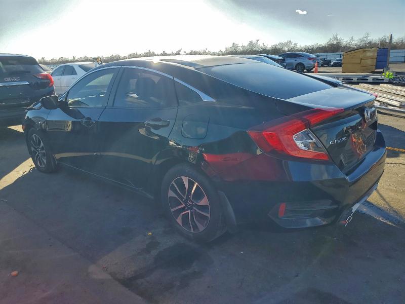 Фото 2 - HONDA CIVIC