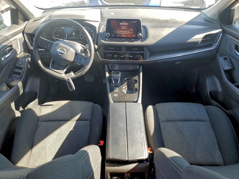 Фото 8 - NISSAN ROGUE