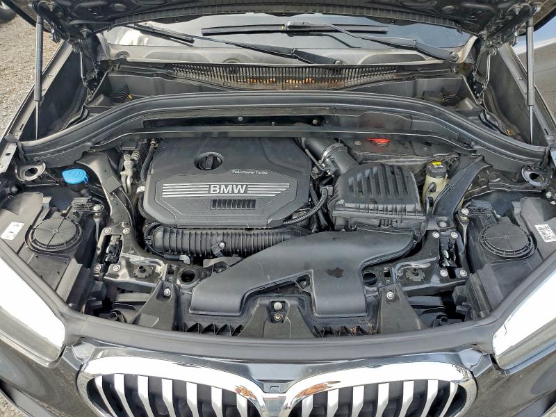 Фото 12 - BMW X1