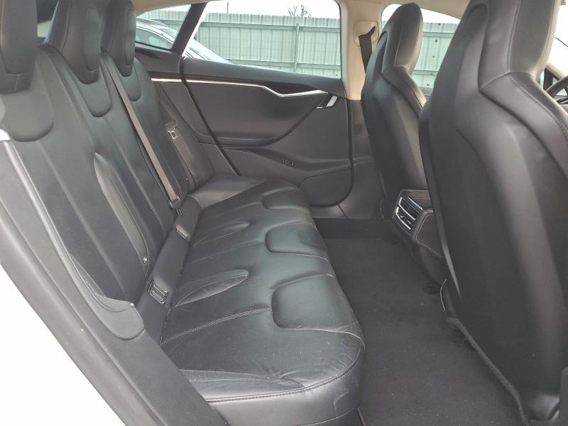 Фото 10 - TESLA MODEL S