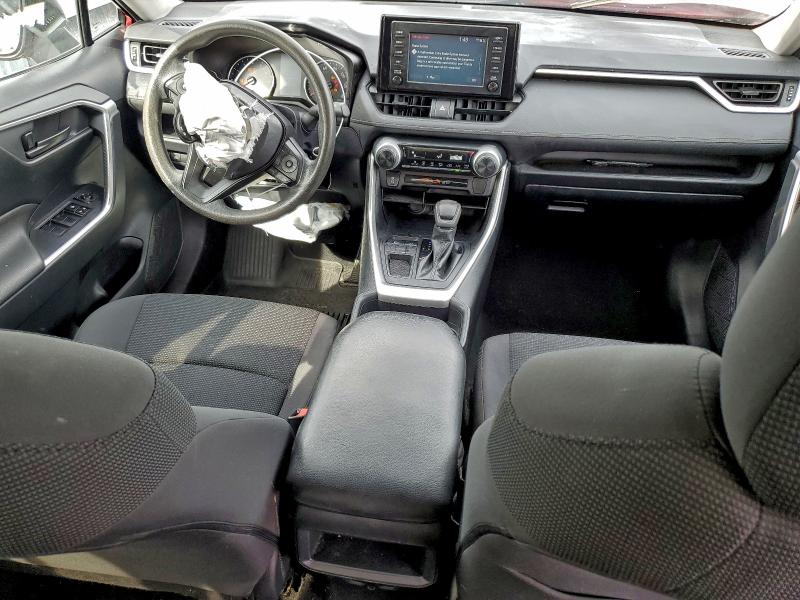 Фото 8 - TOYOTA RAV4