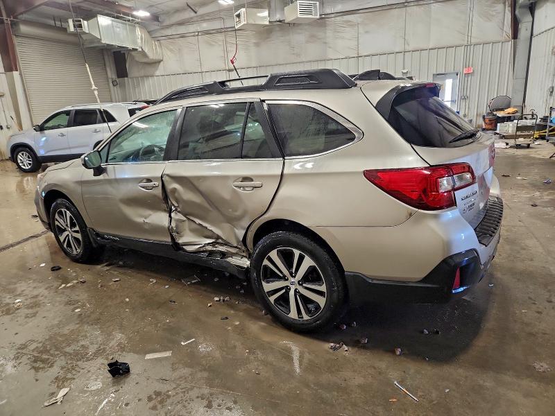 Фото 2 - SUBARU OUTBACK