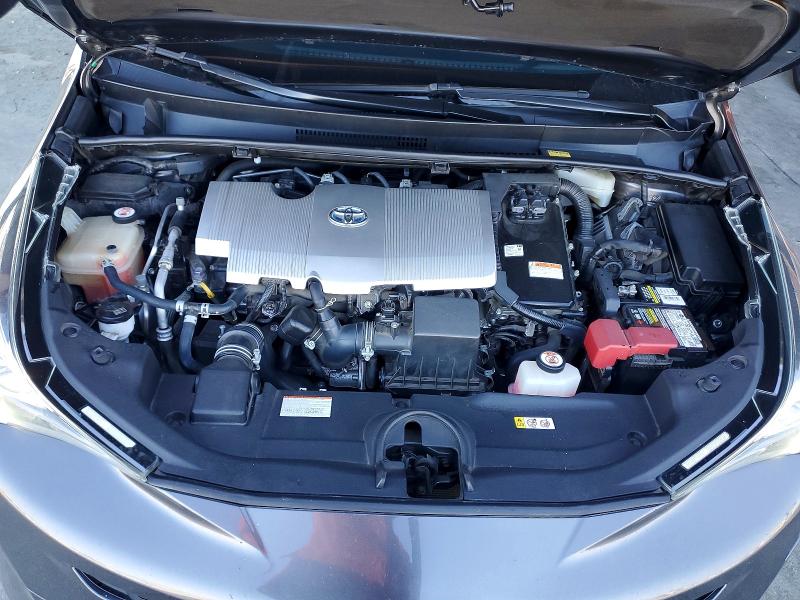 Фото 11 - TOYOTA PRIUS