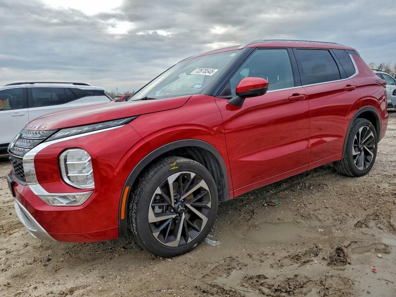 Фото 1 - MITSUBISHI OUTLANDER